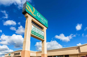 Отель Quality Inn University Lansing  Ленсинг